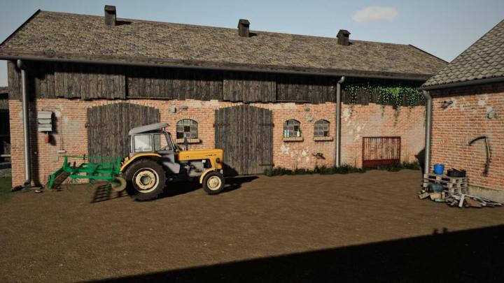 FS19 - Small Cowshed With Pasture V1.0