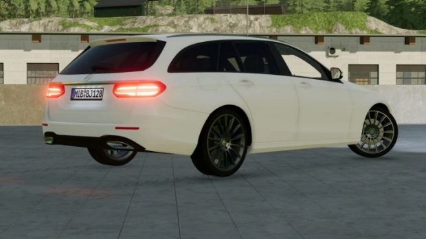 Mercedes-Benz E-Class 2016 T-Modell V1.0