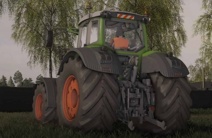 Fendt 800 Vario S4 Tractor